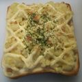ジンパ's cooksnap of when they made じゃがバター鮭マヨトースト.
