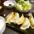 ☔️'s cooksnap of when they made もちもち手作り餃子の皮.
