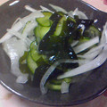 のじまさん's cooksnap of when they made キュウリとタマネギのまろやか酢の物.