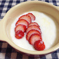 さやねぇ☆'s cooksnap of when they made 簡単だよ！いちごの飾り切り③♪.
