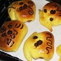 千笑ism's cooksnap of when they made 犬のソーセージパン（HB生地・動物パン）.