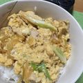 kyanosblue's cooksnap of when they made 白だしで☆甘すぎない☆関西風親子丼♪.