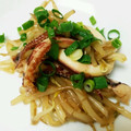 りんごはん♪'s cooksnap of when they made ♡いかともやしのオイスターソース炒め♡.