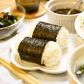 ガメコ's cooksnap of when they made 手を汚さず簡単☆俵おにぎり.