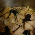 kutupoki's cooksnap of when they made 簡単！　マグロと　油揚げ　えのきの煮物！.