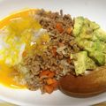 リラックマ君ママ♡'s cooksnap of when they made アボカドと鶏そぼろの即席丼.