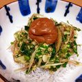 やっちゃこ's cooksnap of when they made ごま油が効いた薬味たっぷりの梅しらす丼.