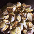 アヤコ1225's cooksnap of when they made ⭐旨味たっぷりあさりのバター蒸し⭐.