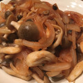 さかしょ's cooksnap of when they made しめじと玉ねぎの柚子胡椒ケチャ炒め.