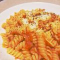 peteco's cooksnap of when they made 簡単トマトクリームソースパスタ.