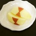 ウメ吉さん's cooksnap of when they made お弁当の隙間にリボンカットのりんごちゃん.