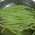 ころラブ's cooksnap of when they made ふき　の　下ごしらえ.