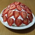 クックEA7EHH☆'s cooksnap of when they made ティアラドーム風 いちごたっぷりケーキ.