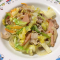 ララ♡メロディ's cooksnap of when they made ソーセージとキャベツのコンソメ炒め.