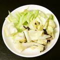 ウメ吉さん's cooksnap of when they made 新(春)キャベツの昆布和え.