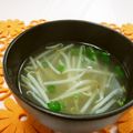 赤い電話's cooksnap of when they made 超簡単にチゲ風★もやしのお味噌汁★.