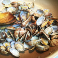 koomee's cooksnap of when they made あさりの酒蒸し.