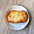 悠LOVE航's cooksnap of when they made お手軽！ガーリックトースト.