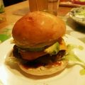 にゃおん0607's cooksnap of when they made チューボーですよ！アボカドチーズバーガー.