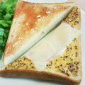 シナモシナモ's cooksnap of when they made * ハムチーズトースト *.
