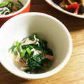 asa89's cooksnap of when they made 《簡単♪小鉢》春菊とカニカマのマヨ和え.