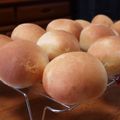 モーリーママ's cooksnap of when they made 皮ごとぶどうのジュ〜シ〜パン♪.
