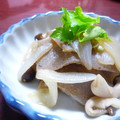 かこ☆かっちゃん's cooksnap of when they made 凍りこんにゃくと玉葱の煮物、牛丼風！？.