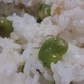 ふぁんたにゃん's cooksnap of when they made 旨～♬エンドウ豆ご飯とエンドウ豆おにぎり.
