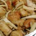 しちゃそ's cooksnap of when they made 鶏ときのこのしょうが焼き.