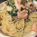 はら美's cooksnap of when they made 鮭とほうれん草のクリームパスタ.