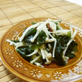 赤い電話's cooksnap of when they made えのきとわかめのレンちんナムル.