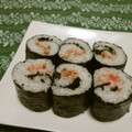 赤い電話's cooksnap of when they made おにぎりより簡単かも。のりまきで可愛く。.