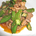 さお９９'s cooksnap of when they made おくらと豚肉のネギソース炒め.