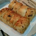 クックHRM88B☆'s cooksnap of when they made 全粒粉10%の、手捏ね、くるみちぎりパン.