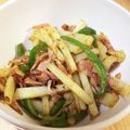 まきりん07's cooksnap of when they made じゃがいもとベーコンのカレー炒め.