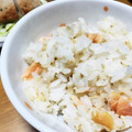 micchily's cooksnap of when they made 秋鮭と白胡麻の混ぜごはん.