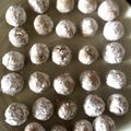 よつぽよ's cooksnap of when they made 計量簡単☆サクほろっ♡きなこスノーボール.