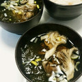 つぃーこ's cooksnap of when they made 【簡単】舞茸＆とろろ昆布のお吸い物.