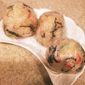 CS★C's cooksnap of when they made 塩昆布と桜えびで枝豆。のおにぎり.