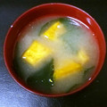 ウメ吉さん's cooksnap of when they made 朝食♪ かぼちゃ 舞茸 玉ねぎの 味噌汁.