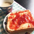 ♡tmk☆'s cooksnap of when they made 食パン☆苺ジャムマーガリン.