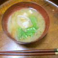 豆田茂夫's cooksnap of when they made 新たまねぎと絹さやの味噌汁.