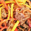 あけあけ★'s cooksnap of when they made 後１品‼‼牛肉とパプリカの簡単炒め☆.