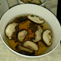 2児ママみきてぃ's cooksnap of when they made 簡単：煮るだけ：椎茸と白だしのお吸い物.