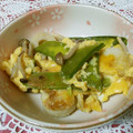 クックTU56V6☆'s cooksnap of when they made 絹さやとちくわの卵とじ.