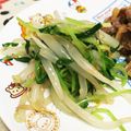 catnana's cooksnap of when they made 節約常備菜に◎モヤシと豆苗のナムル.