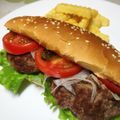 ちゃみるんるん♫'s cooksnap of when they made 簡単！コツなし本格アメリカンハンバーガー.