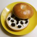 mami99's cooksnap of when they made 簡単♪ 黒豆とクリームチーズのベーグル.