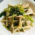 ちよちゃんこ's cooksnap of when they made 根三つ葉とささ身のポン酢炒め.