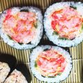よっしー0332's cooksnap of when they made 【飾り巻き寿司】バラの花.